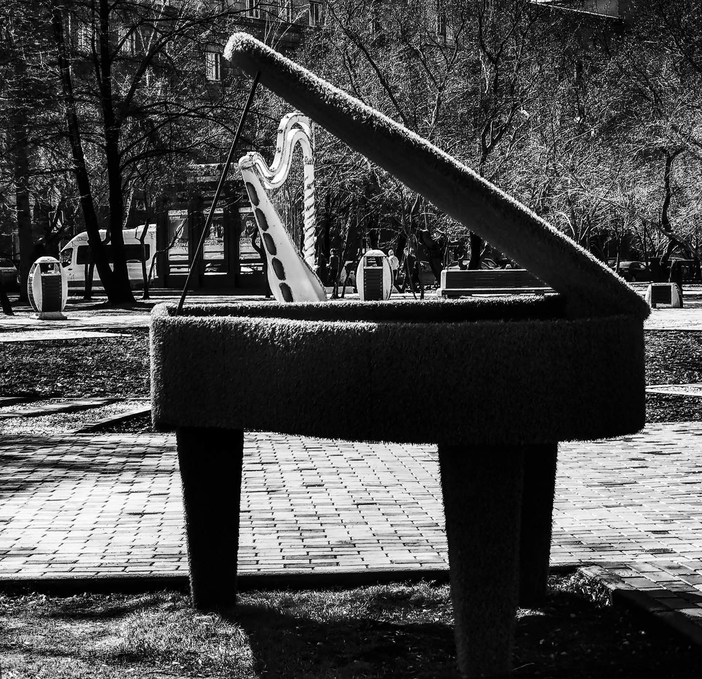 кровожадный