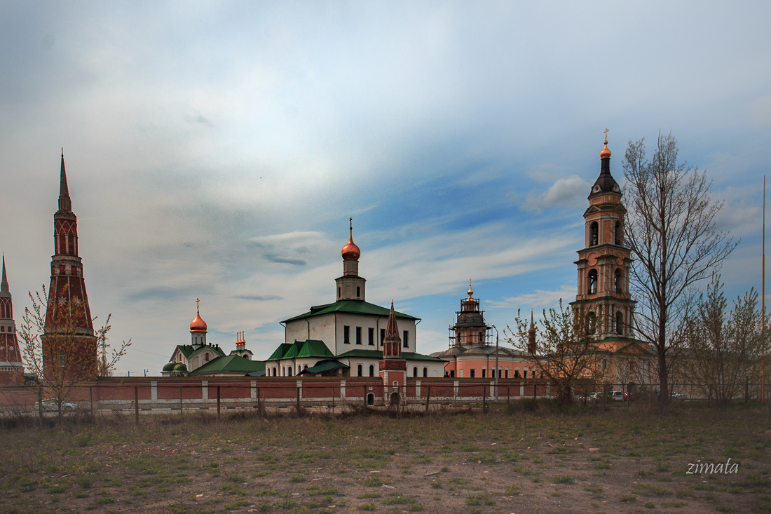 Богоявленский Старо-Голутвин мужской монастырь