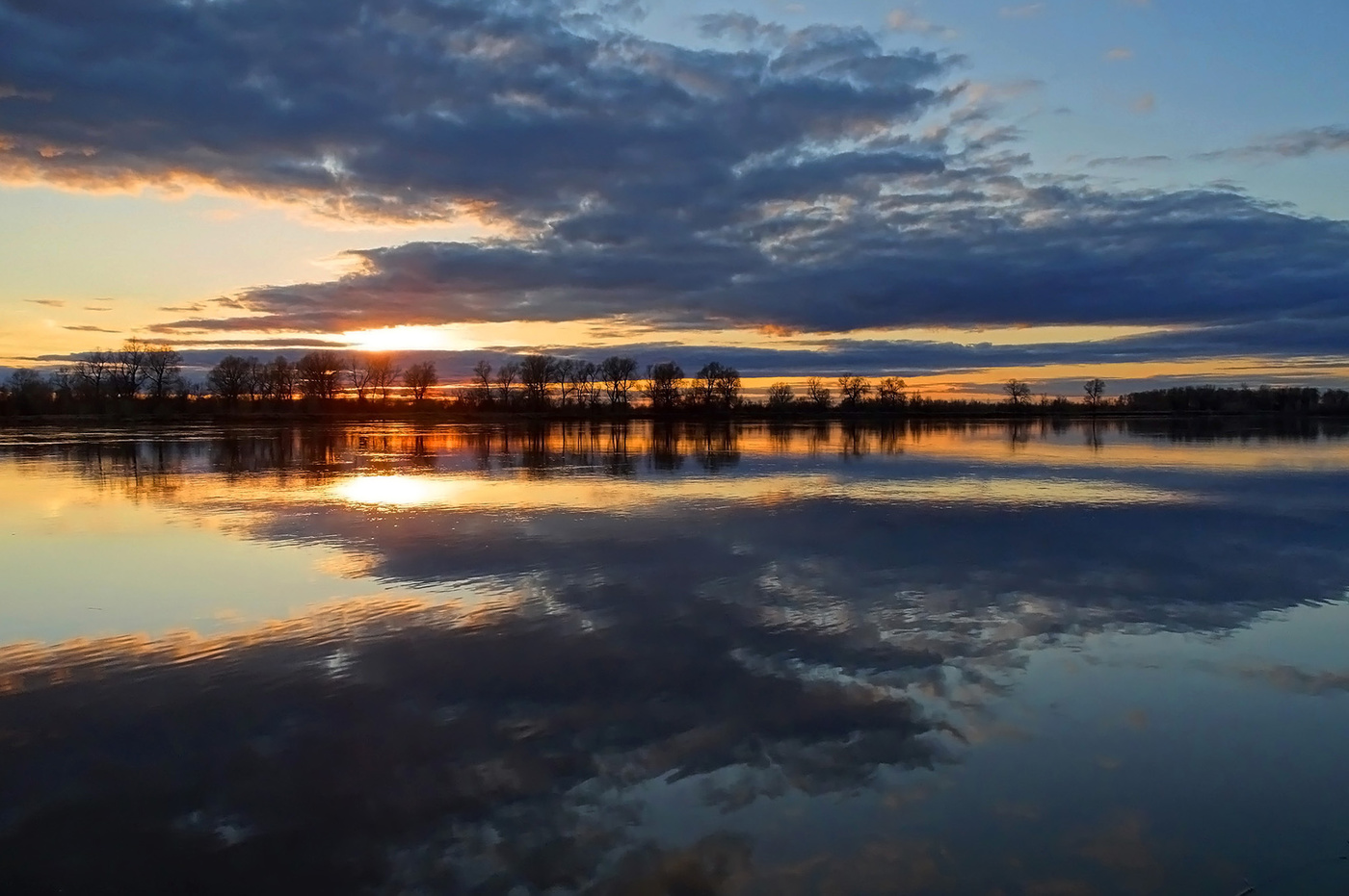 Весенний вечер на Оби