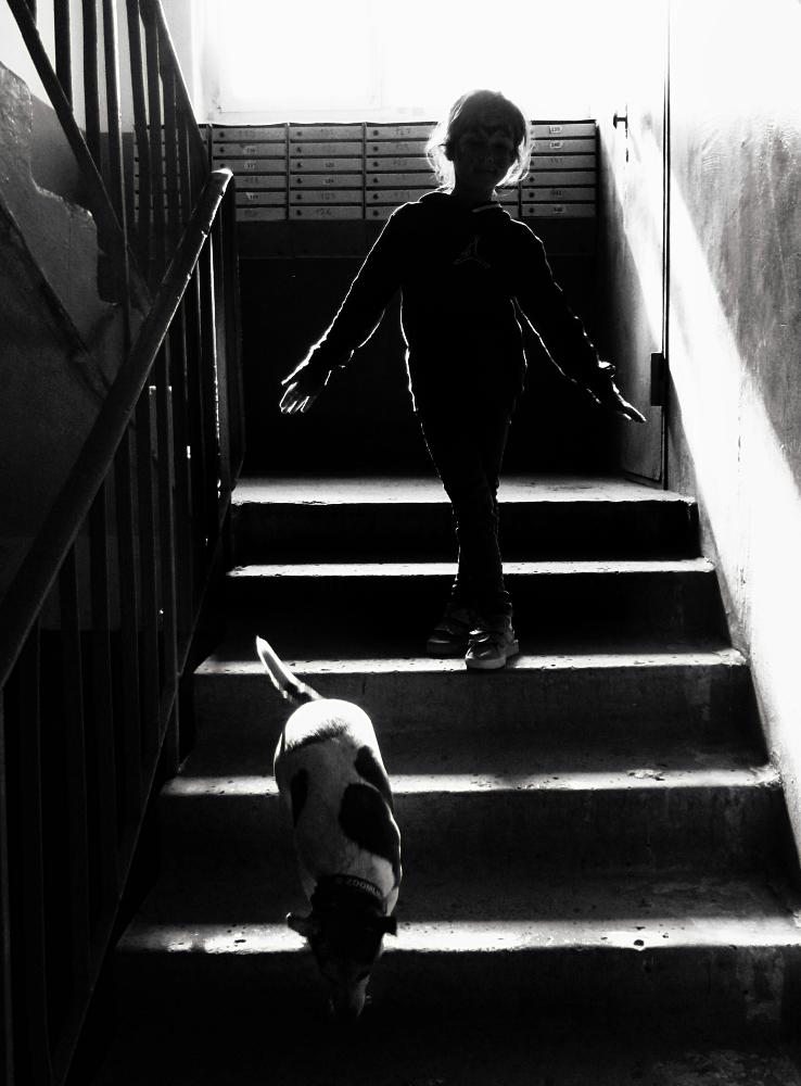 лестница та же сцена...