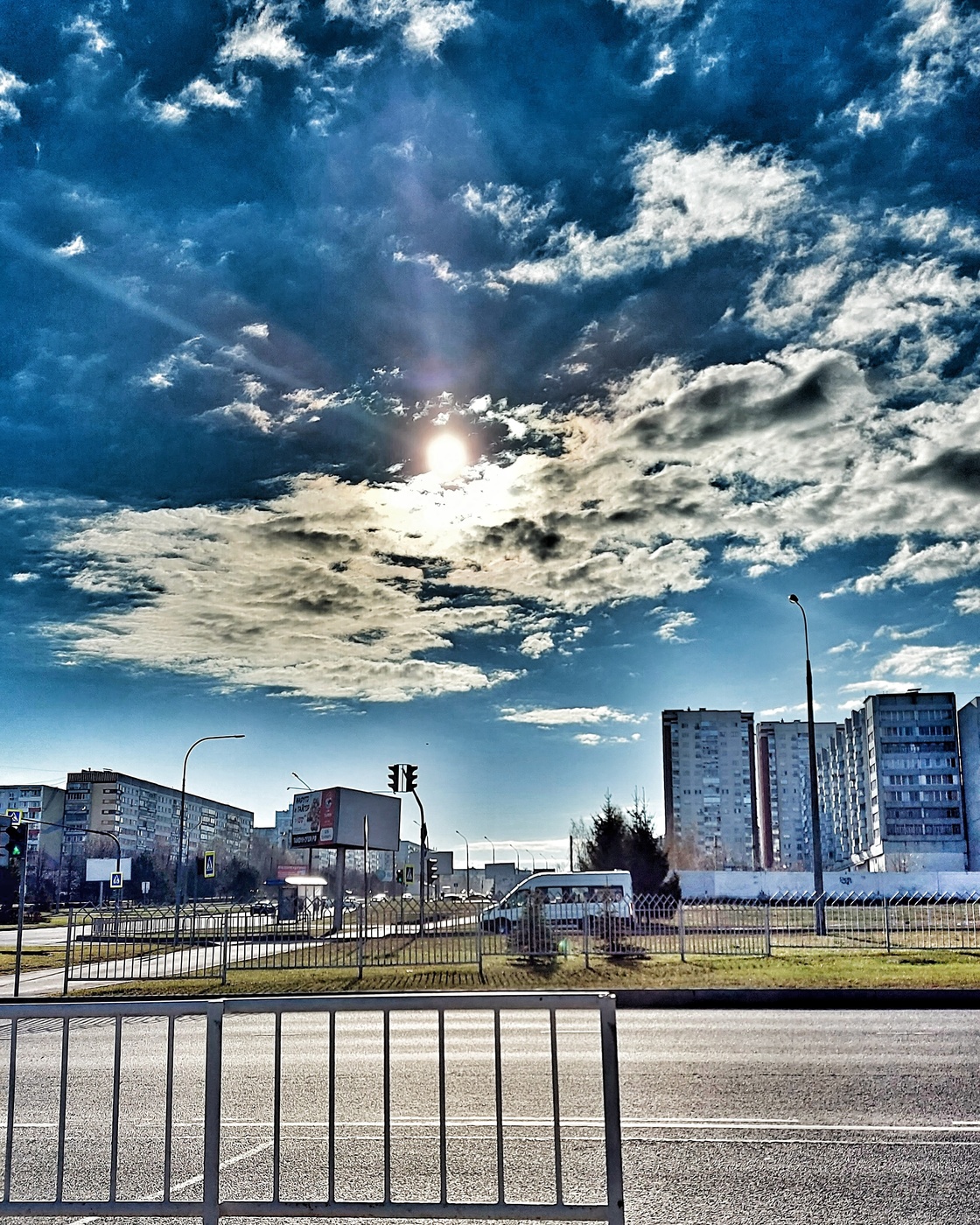 Утро в городе