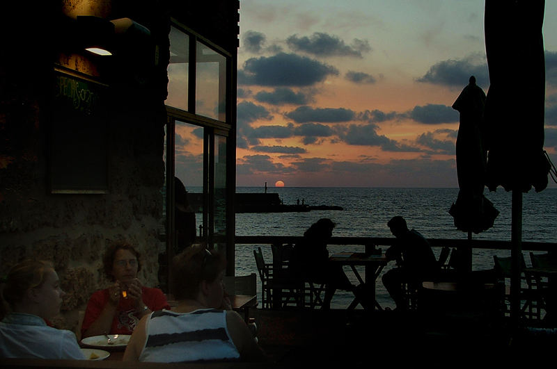 А утром случился дефолт...