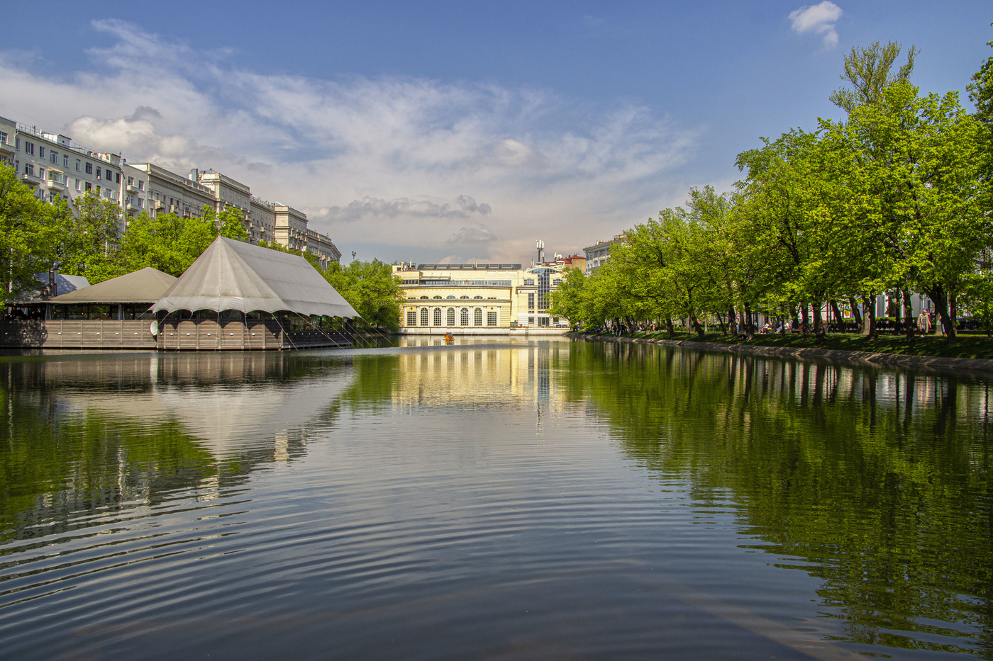 Чистые пруды