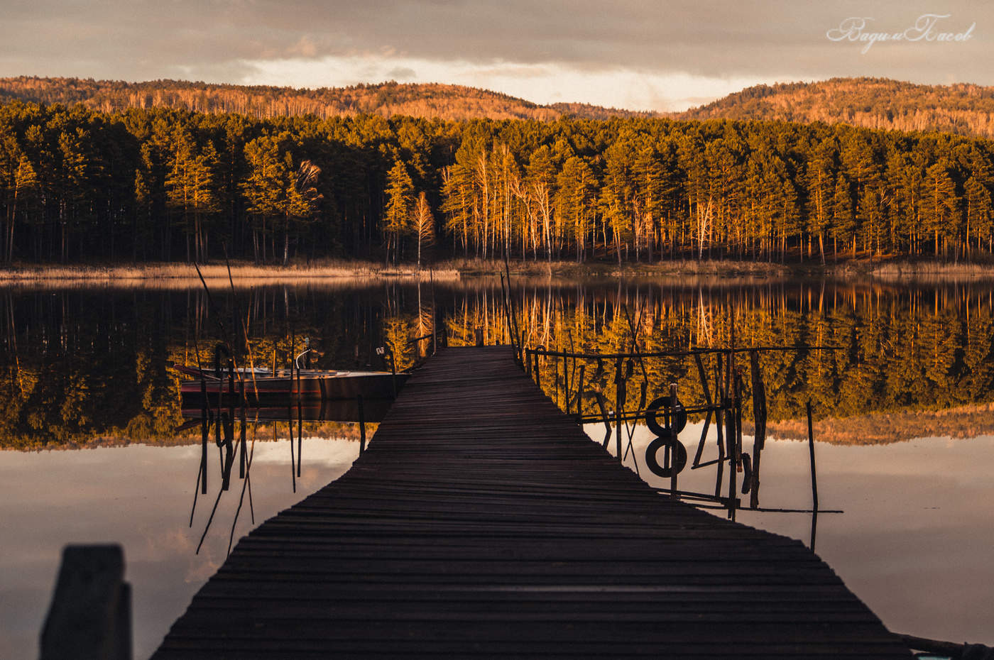 Вечером на пирсе.