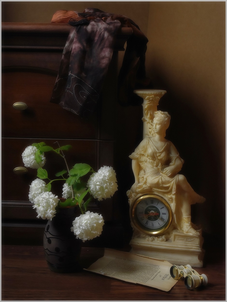 .... Скромное обаяние буржуазии ....