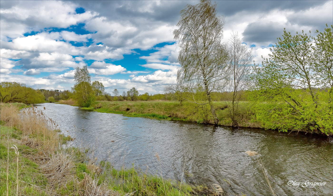 Талые воды быстрой реки.