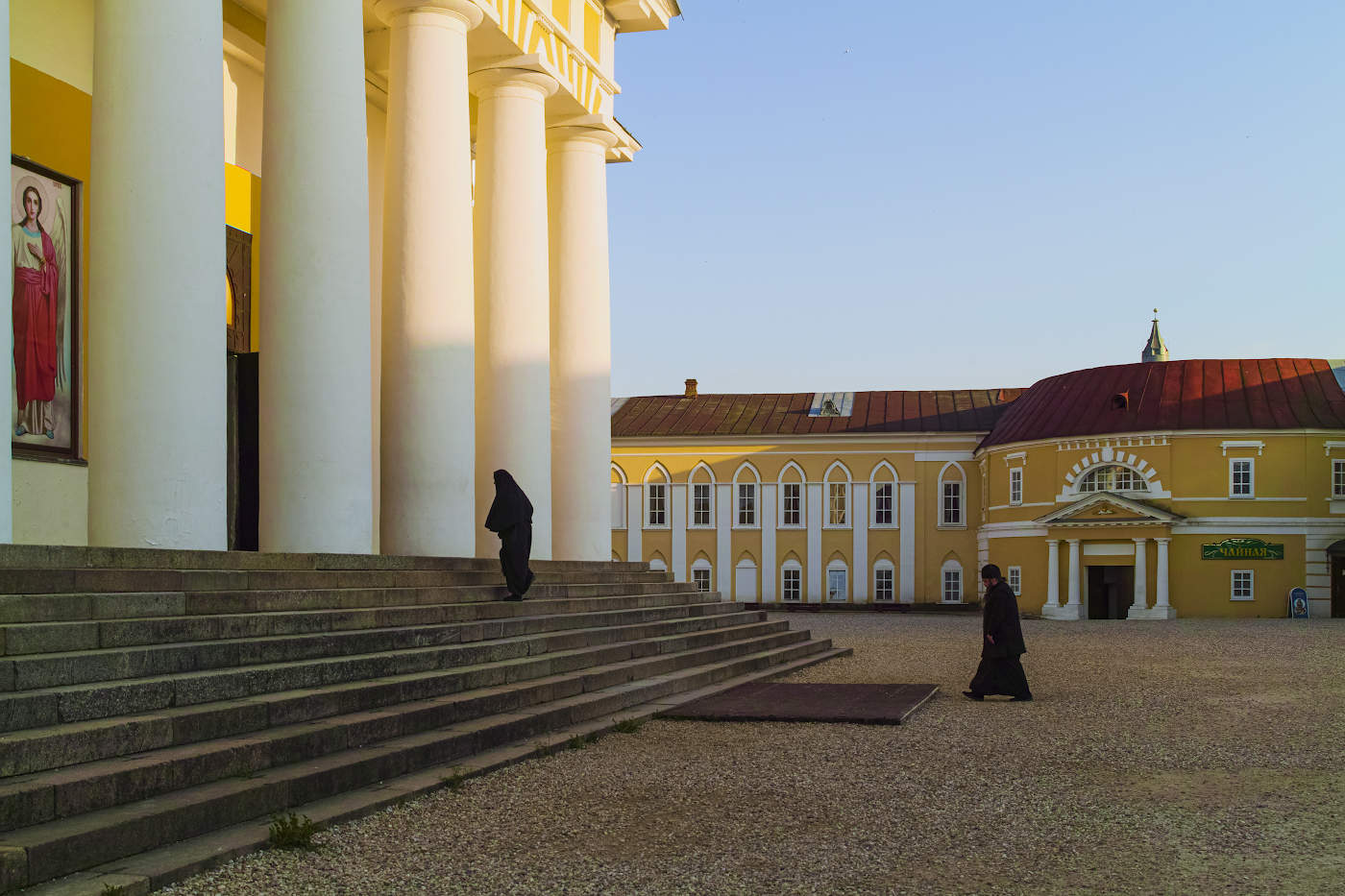 На вечернюю службу