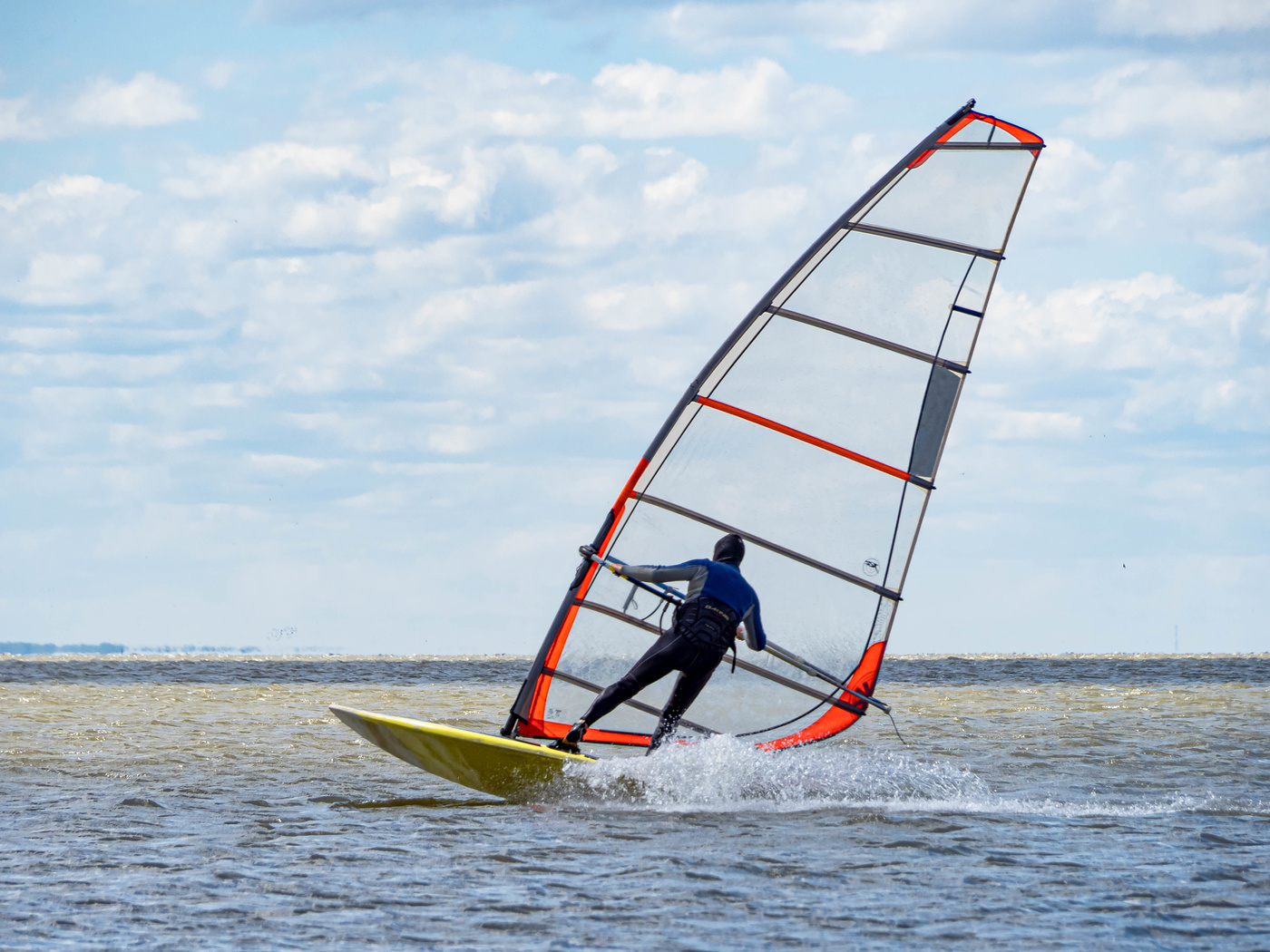 Опережая ветер