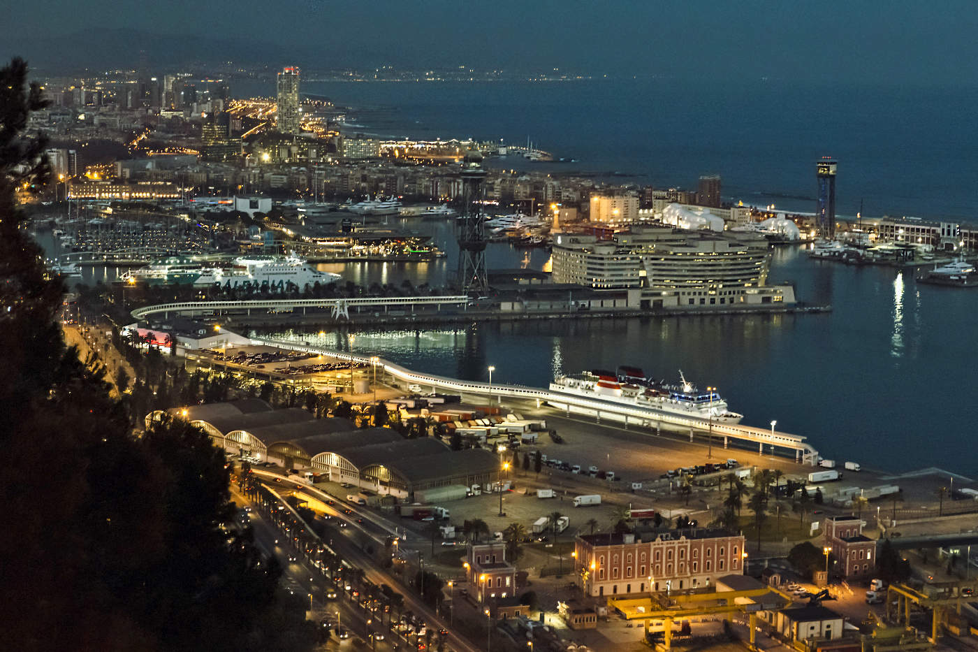 Ночь над Барселоной