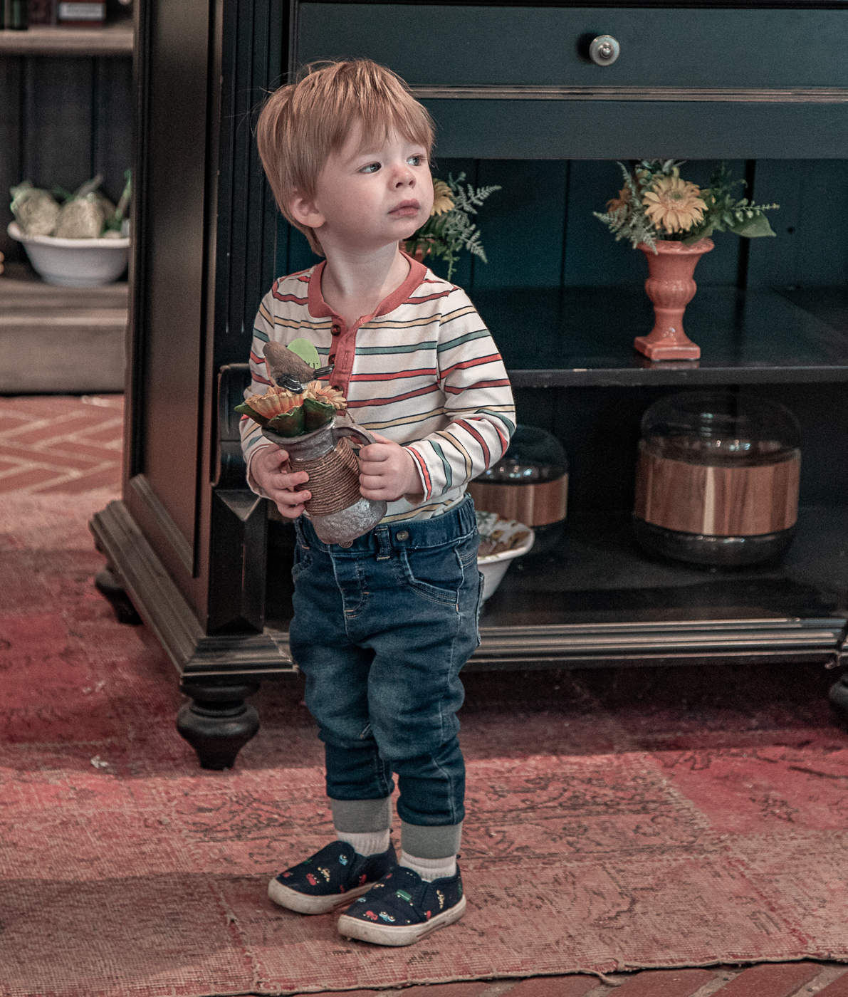 - Я к маме хочу!