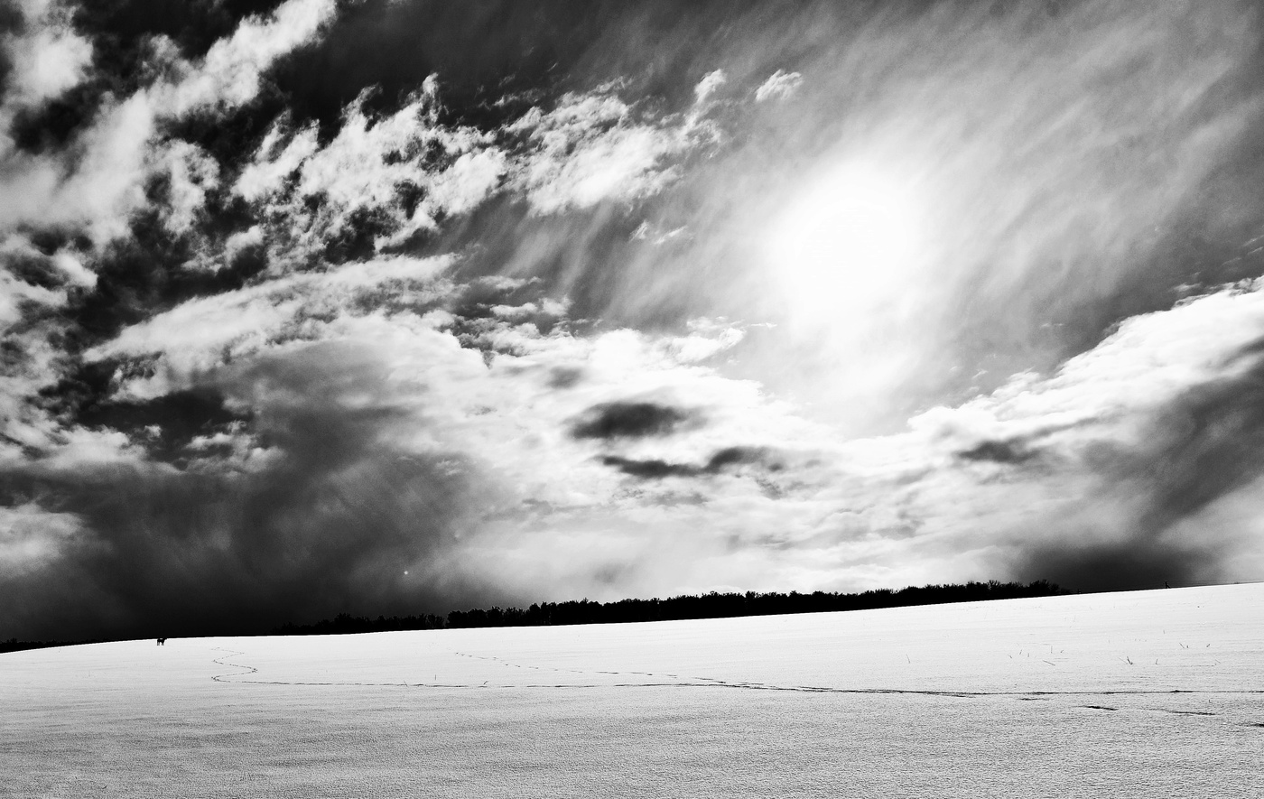 "Погода переменчива, как женщина изменчива..."