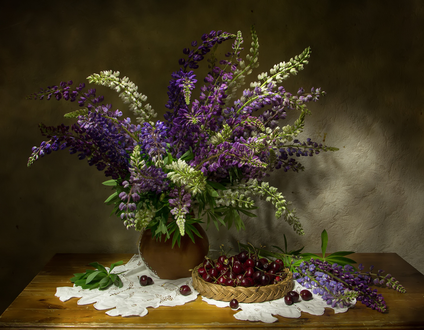 С черешней...