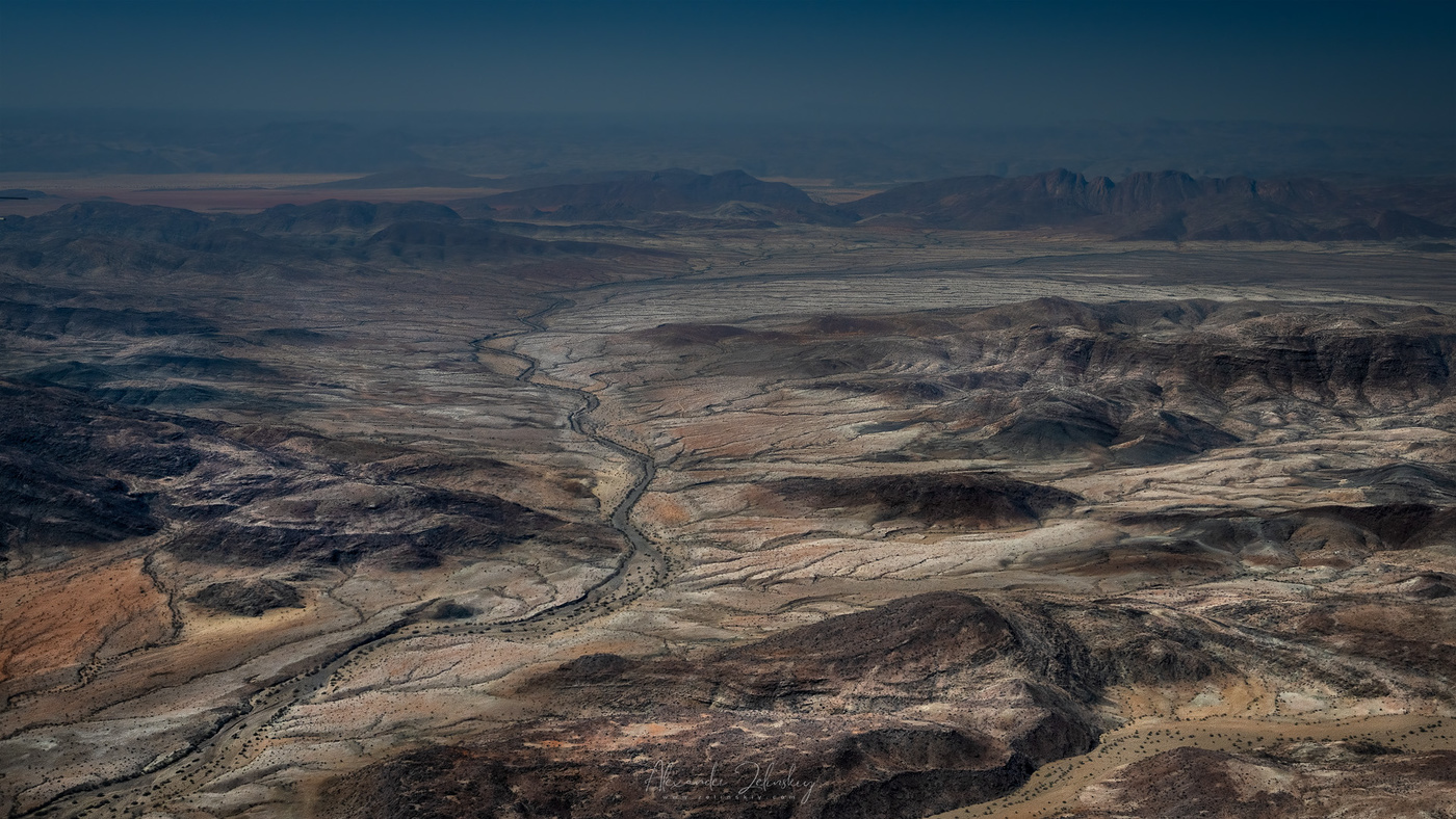 Отджинджанге и горы Хартманна