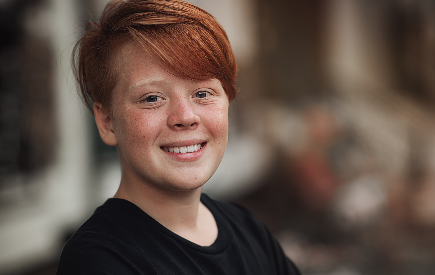 Леон. Золотой мальчик во всех смыслах.