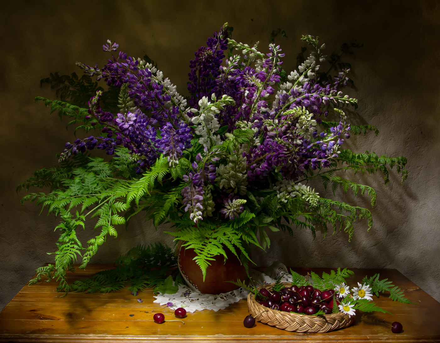 С черешней...