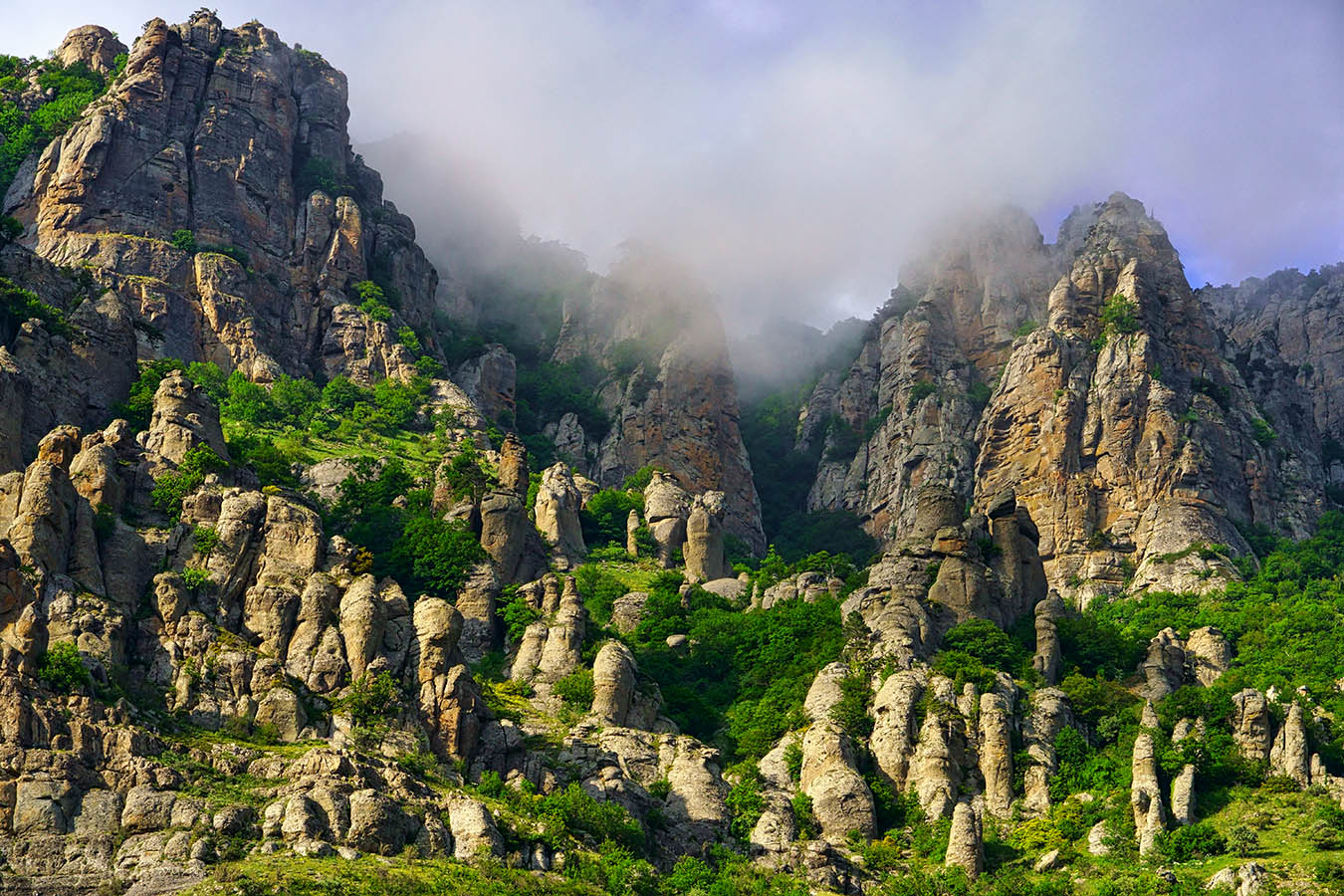 В Долине Привидений