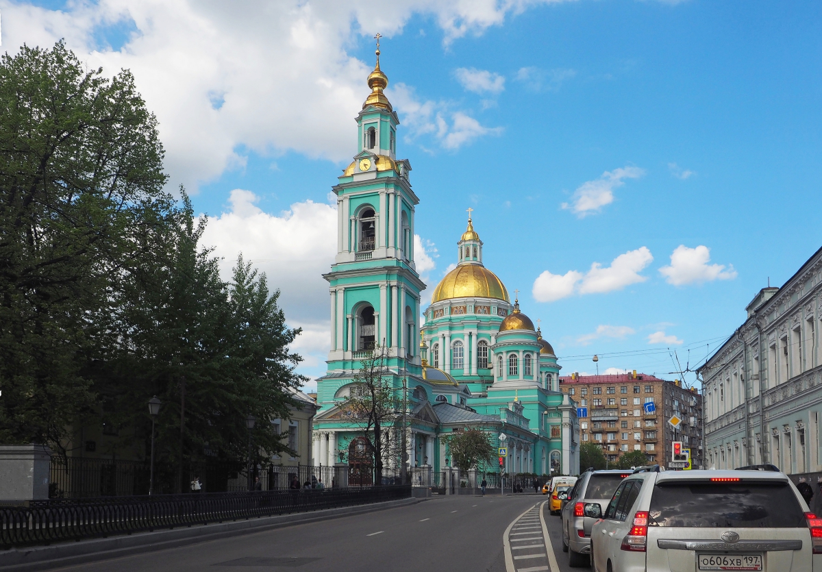 БОГОЯВЛЕНСКИЙ КАФЕДРАЛЬНЫЙ СОБОР В ЕЛОХОВЕ