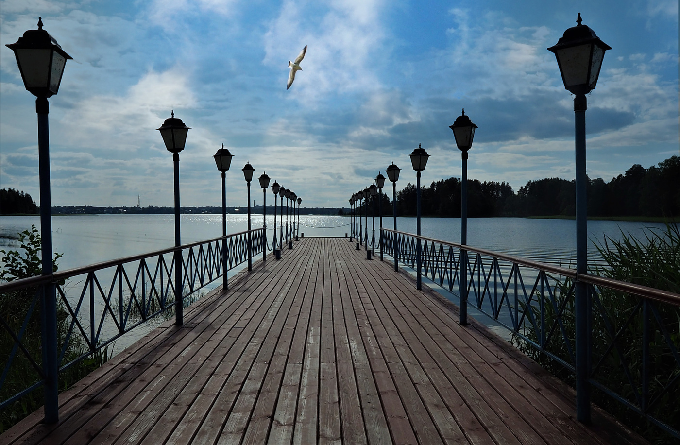 Валдай. Пристань Валдайского Иверского Святоозерского Богородицкого мужского монастыря.