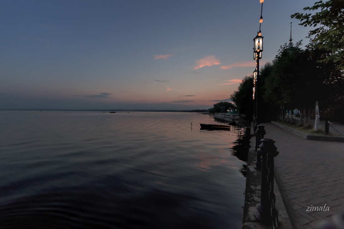 Рассвет на Плещеевом озере