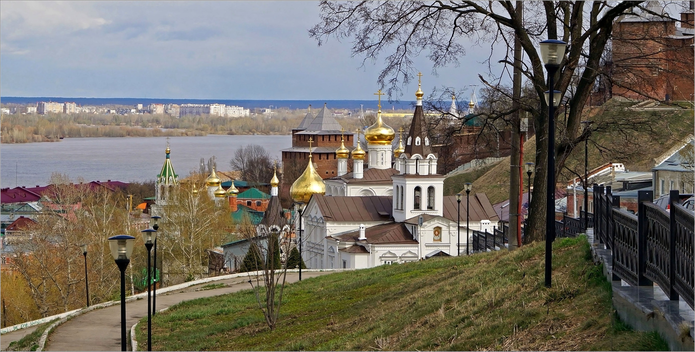 Вид на Волгу
