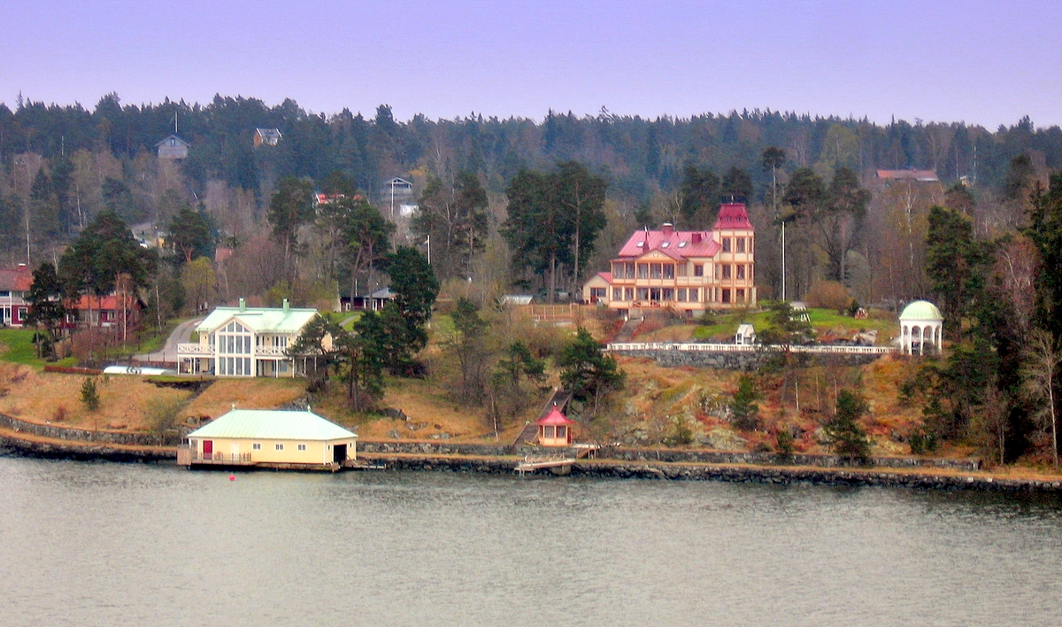 Проплывая вдоль берегов Швеции