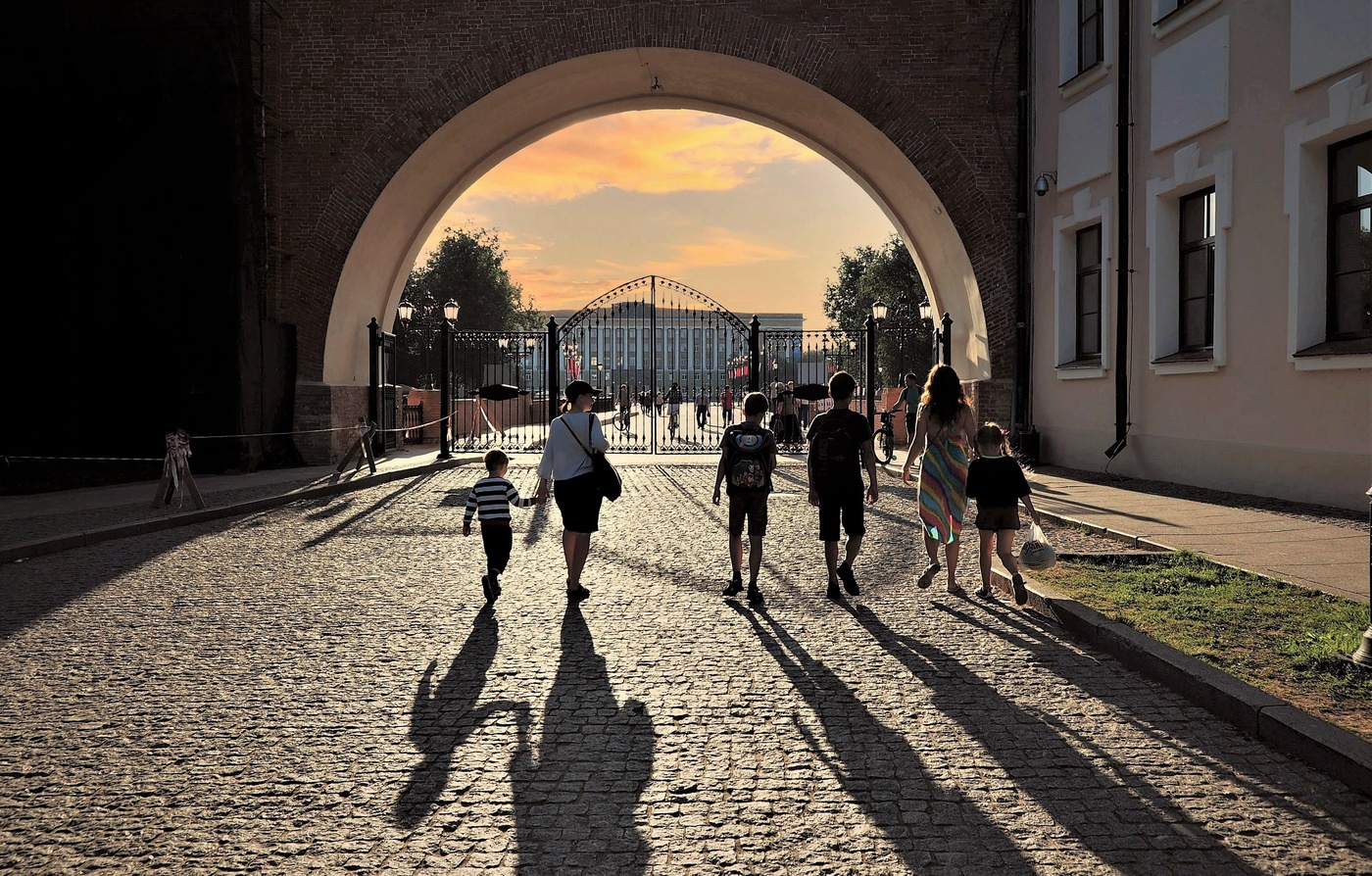 Великий Новгород. Пречистенская арка.