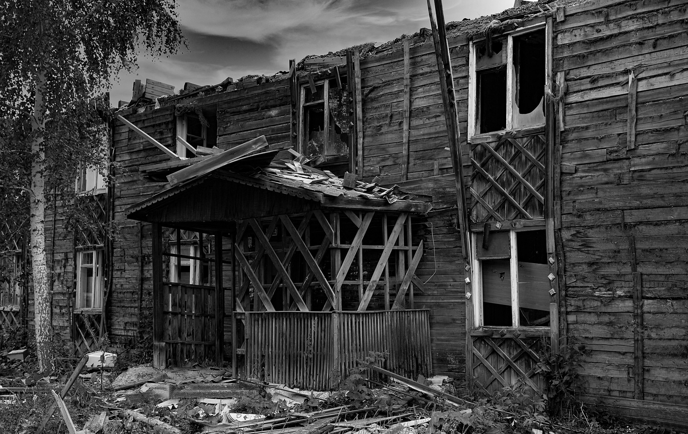 "ЛЕСОБАЗА" Геометрия уходящей эпохи.