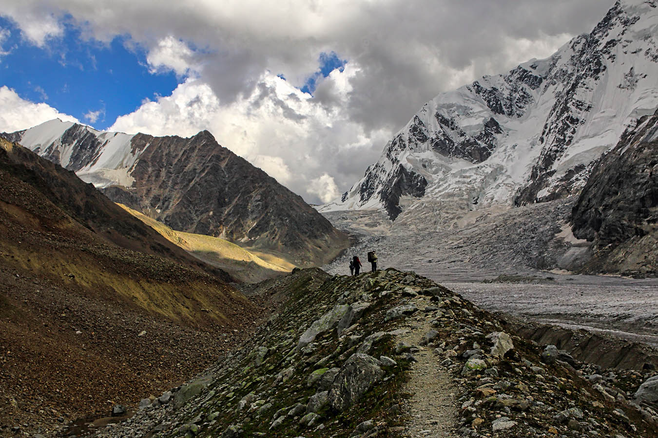 На гребне морены