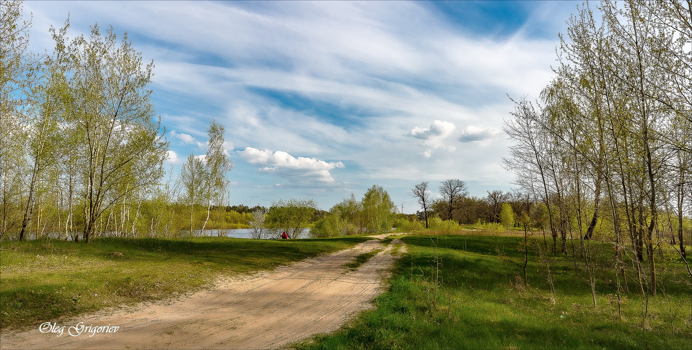 Еще томит, еще пьянит Весна...