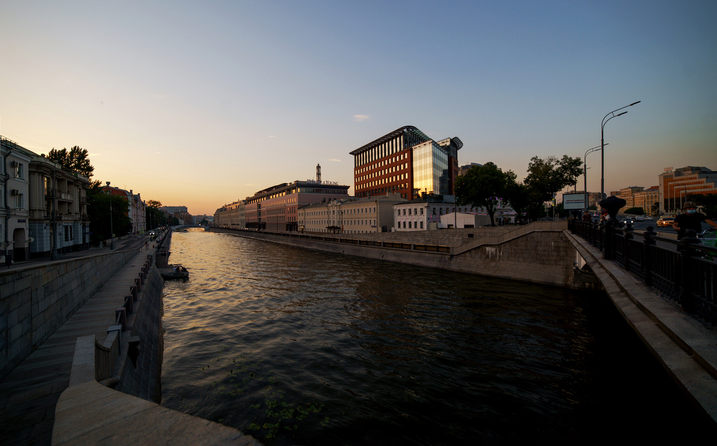 Вечер трудного дня