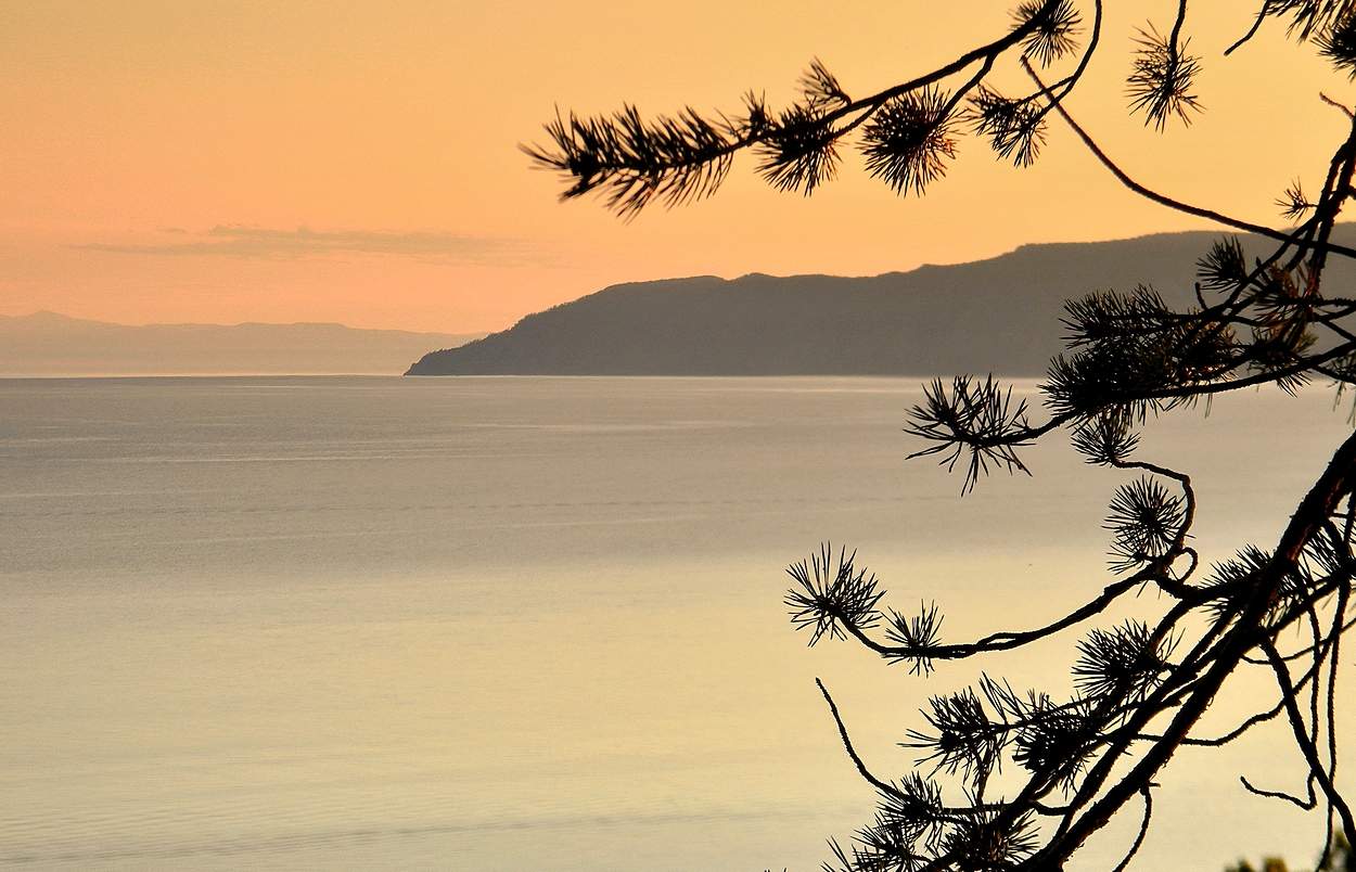 После захода солнца на Байкале