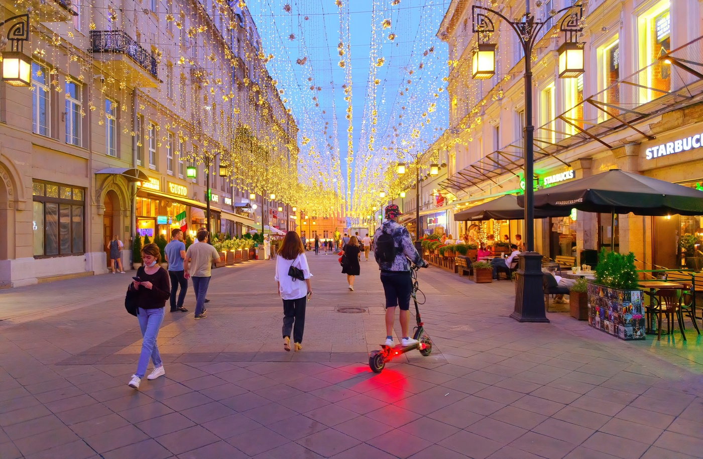 Вечер в Москве