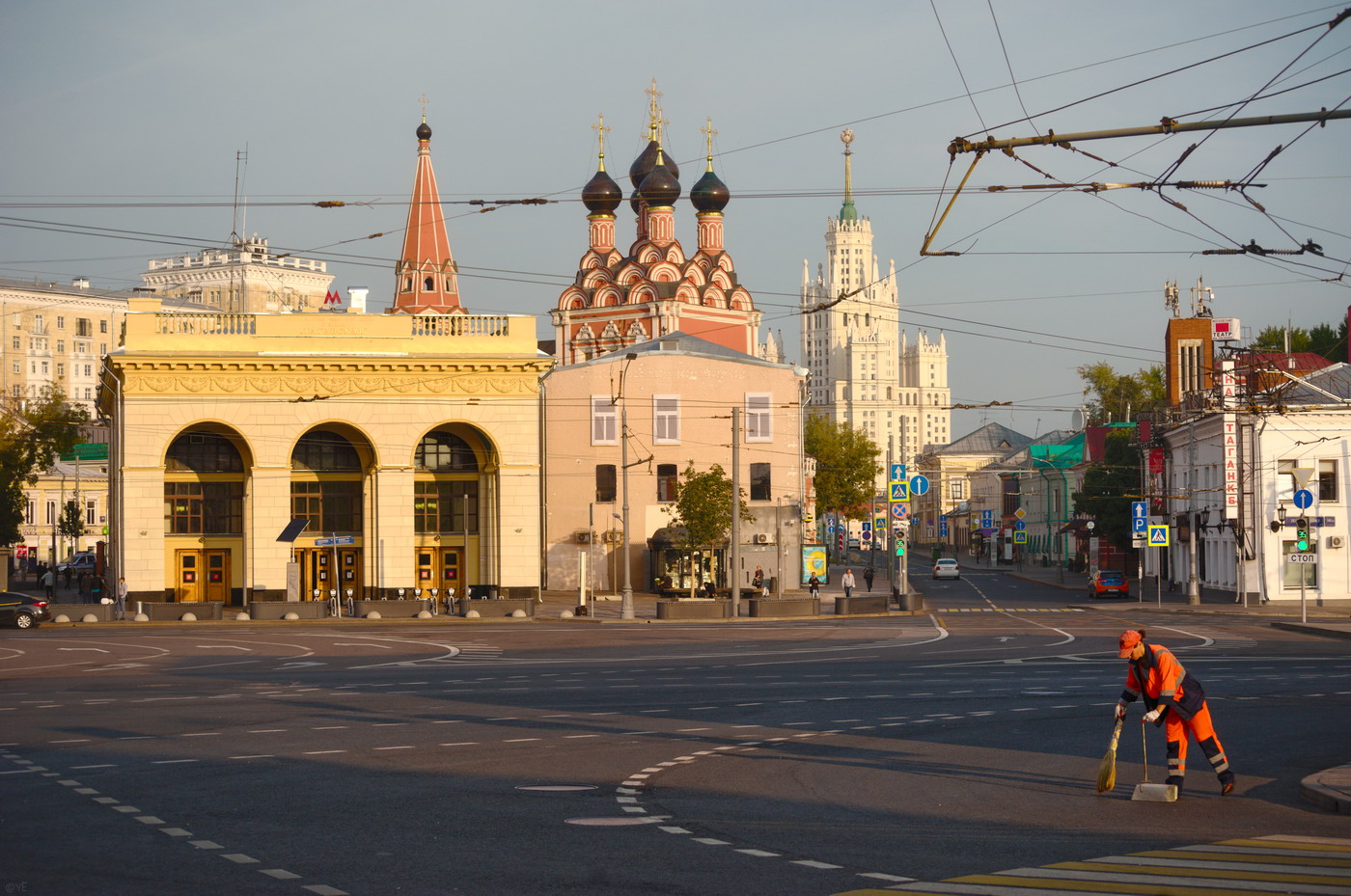 Утро на Таганке